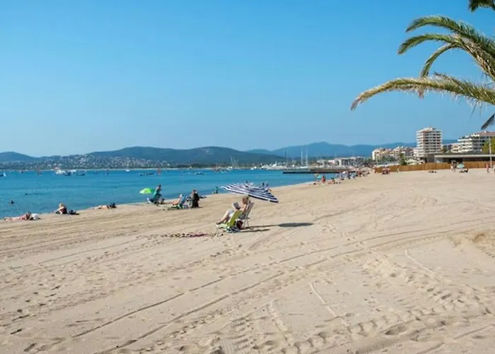 Appartement Pour 2 A 4 Personnes A 5 Min A Pied Des Plages De Frejus